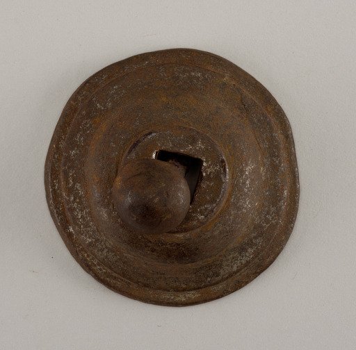 Doorplate fastener knobbed post