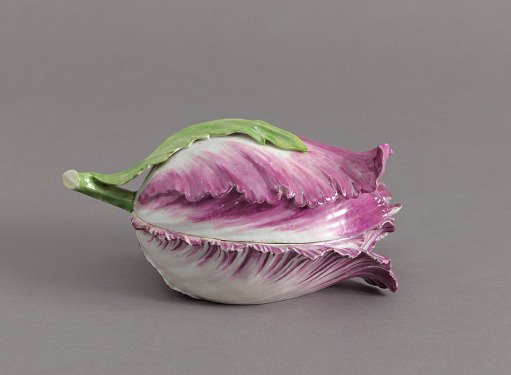 Covered Dish in the Form of a Red Cabbage or Tulip