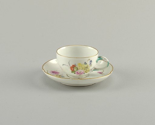 Cup