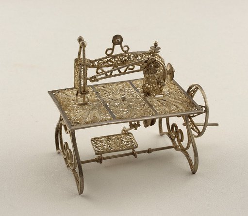 Sewing machine