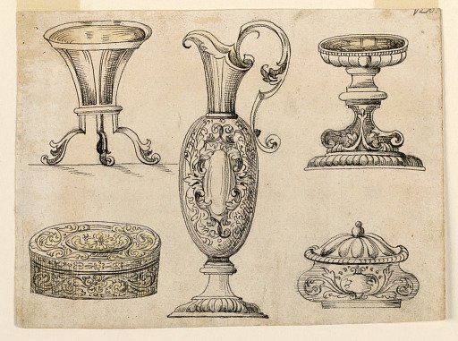Picture inventory with 5 table pieces