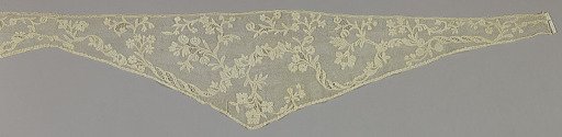 Set of collar, fichu and other accessories