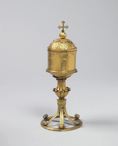 Ciborium with lid
