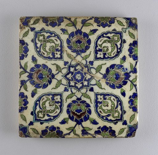 Wall tile