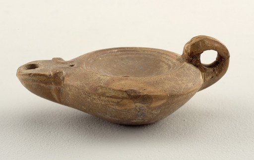 Oil lamp