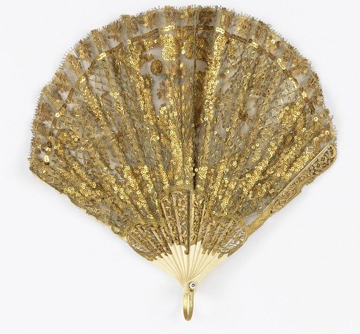 Pleated fan and case