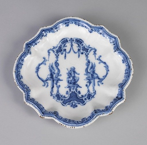 Lobed Dish with Ganymede, Jupiter, and Sphinxes