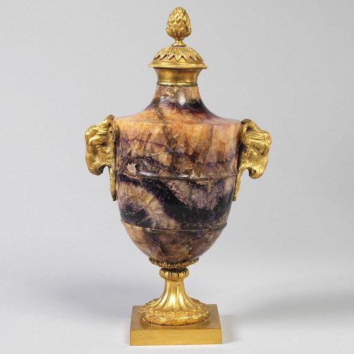 Urn