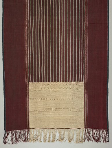 Ulos ragidup (ceremonial shoulder cloth)