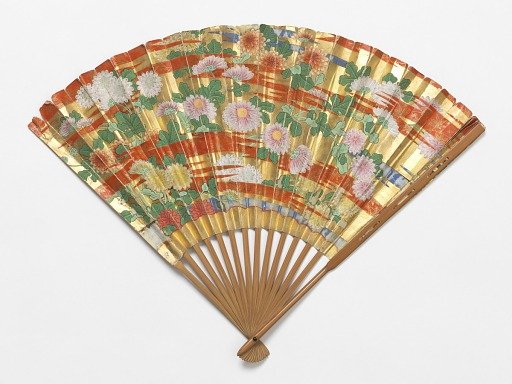 Pleated fan and case