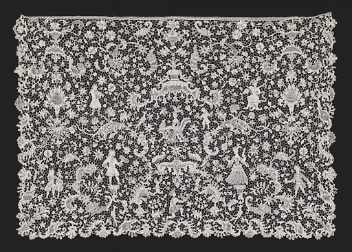 Cravat end