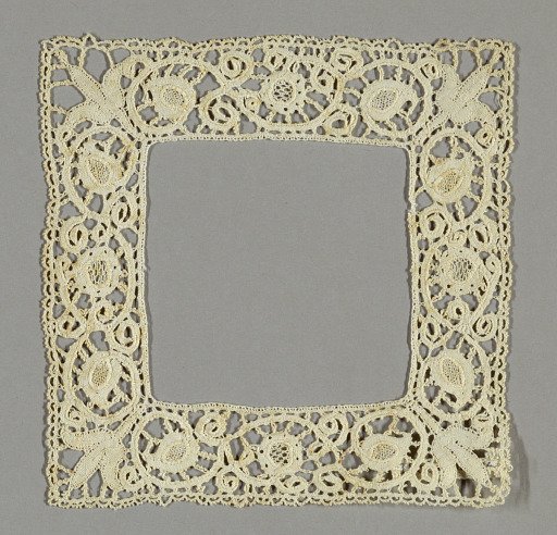 Border of a chalice cover