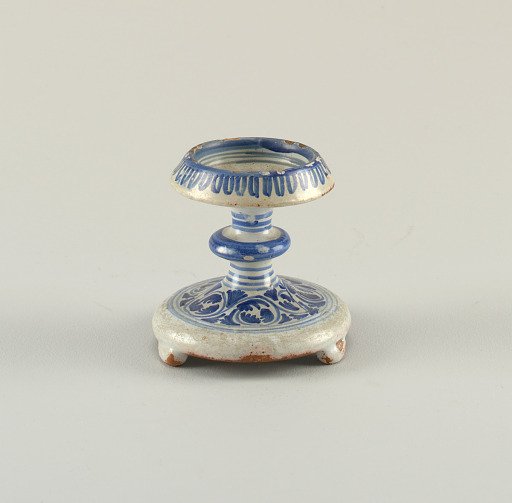 Salt cellar