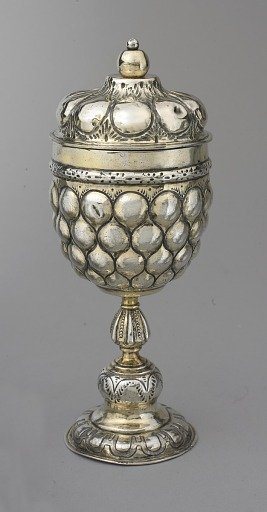 Standing Cup with Pineapple Pattern
