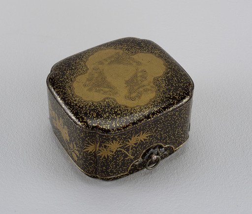 Rectangular box with cover