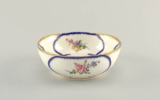 Salad Bowl, from the Cabbage Leaf Service (Saladier; Service à Feuilles de Chou)
