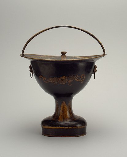 Coal scuttle and cover