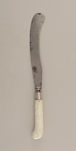 Knife with Porcelain Handle