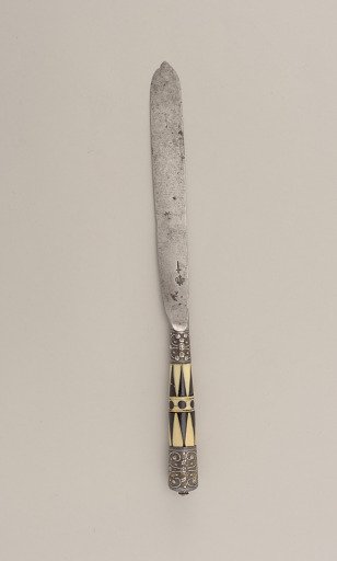 Knife with Triangular Pattern Ivory and Bone Handle