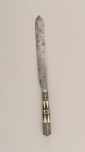 Knife with Triangular Pattern Ivory and Bone Handle