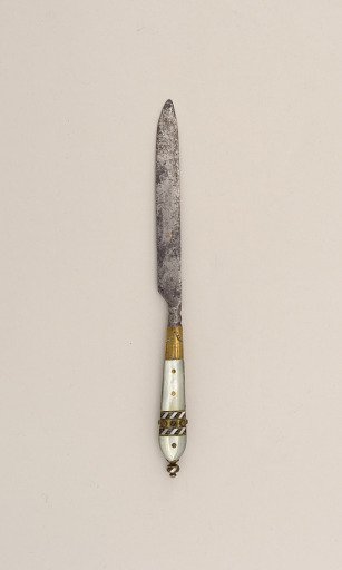 Knife