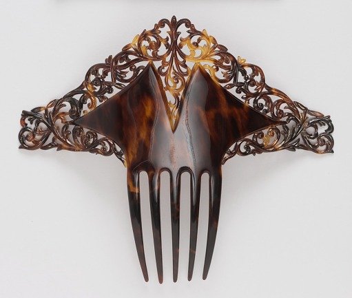 Comb