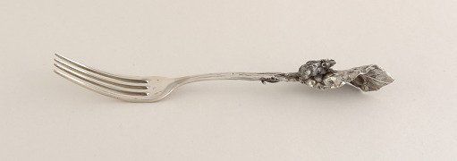 Dessert Fork with Rodent