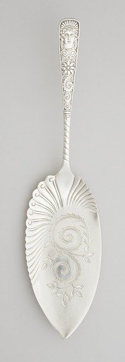 Assyrian Head Pattern Fish Server