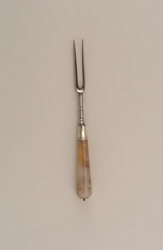 Fork with Eight-Paneled Agate Handle