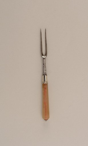 Fork with Eight-Paneled Agate Handle