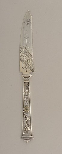 knife