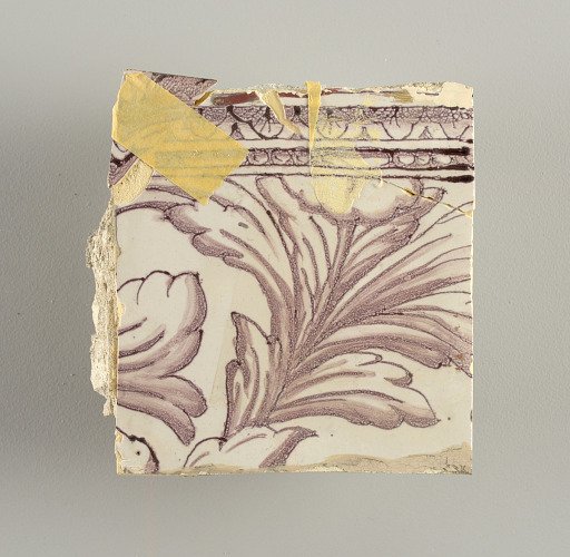 Tile wall facing