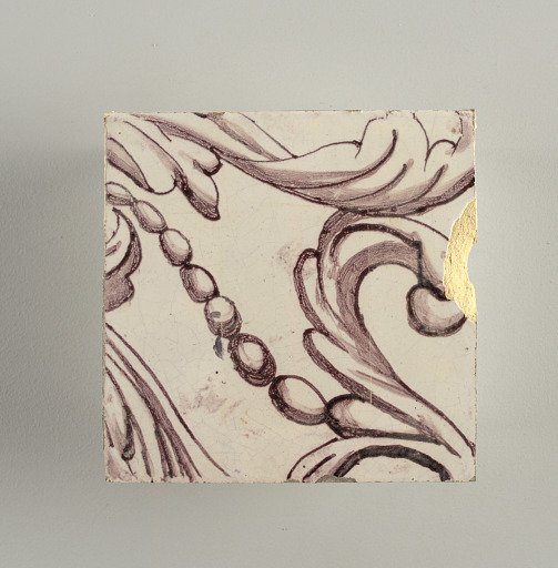 Tile wall facing