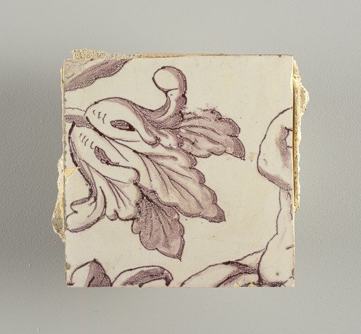 Tile wall facing