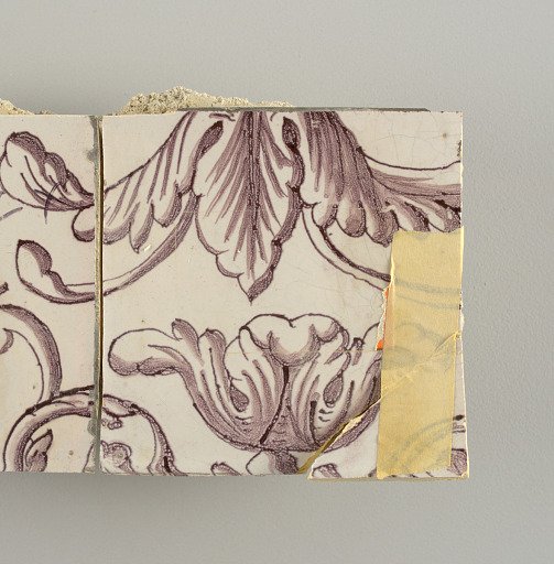 Tile wall facing