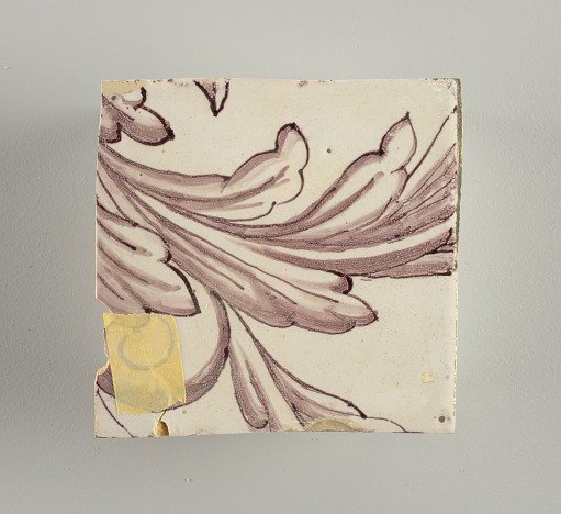Tile wall facing
