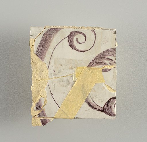 Tile wall facing
