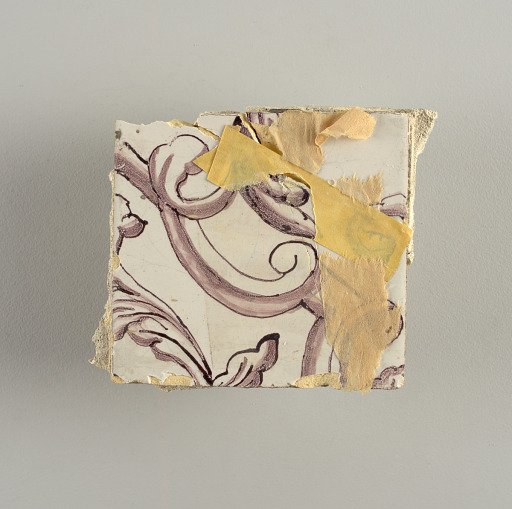 Tile wall facing