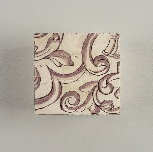 Tile wall facing