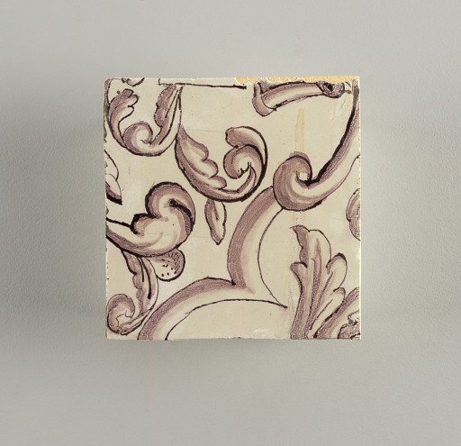 Tile wall facing