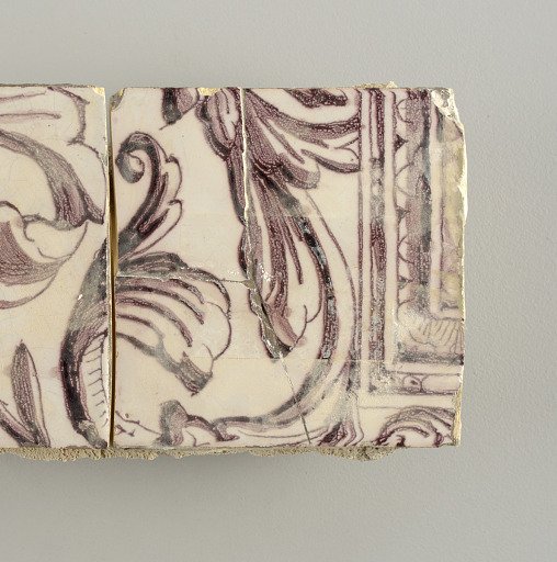 Tile wall facing