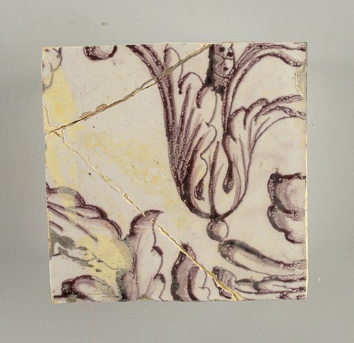 Tile wall facing