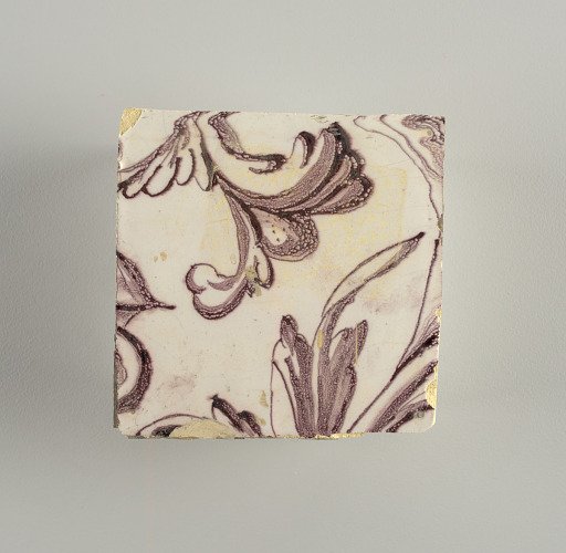 Tile wall facing