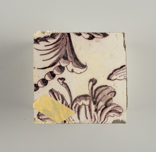 Tile wall facing