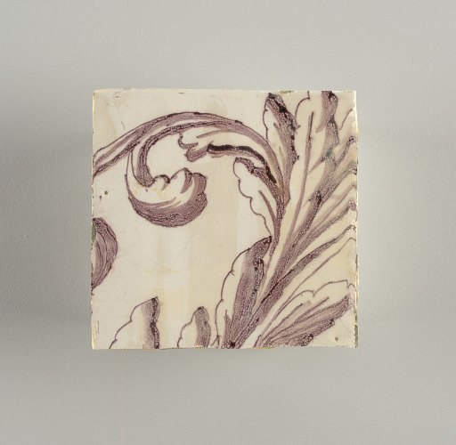 Tile wall facing