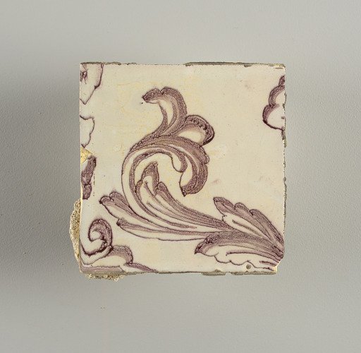 Tile wall facing