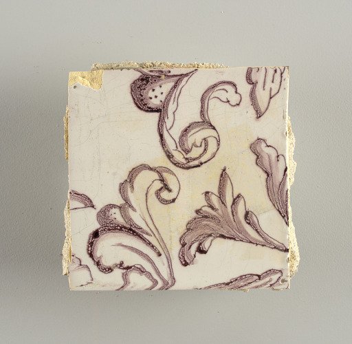 Tile wall facing