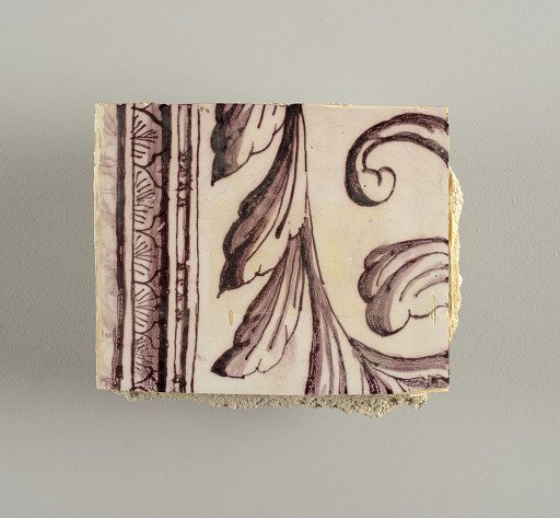Tile wall facing