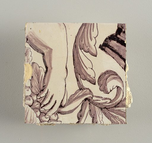 Tile wall facing