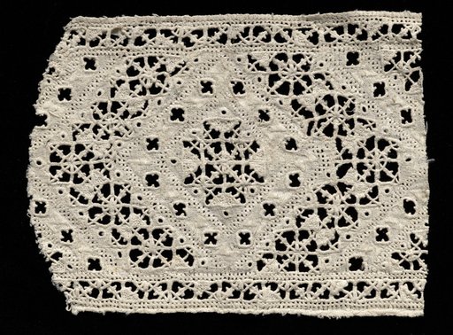 Lace fragment